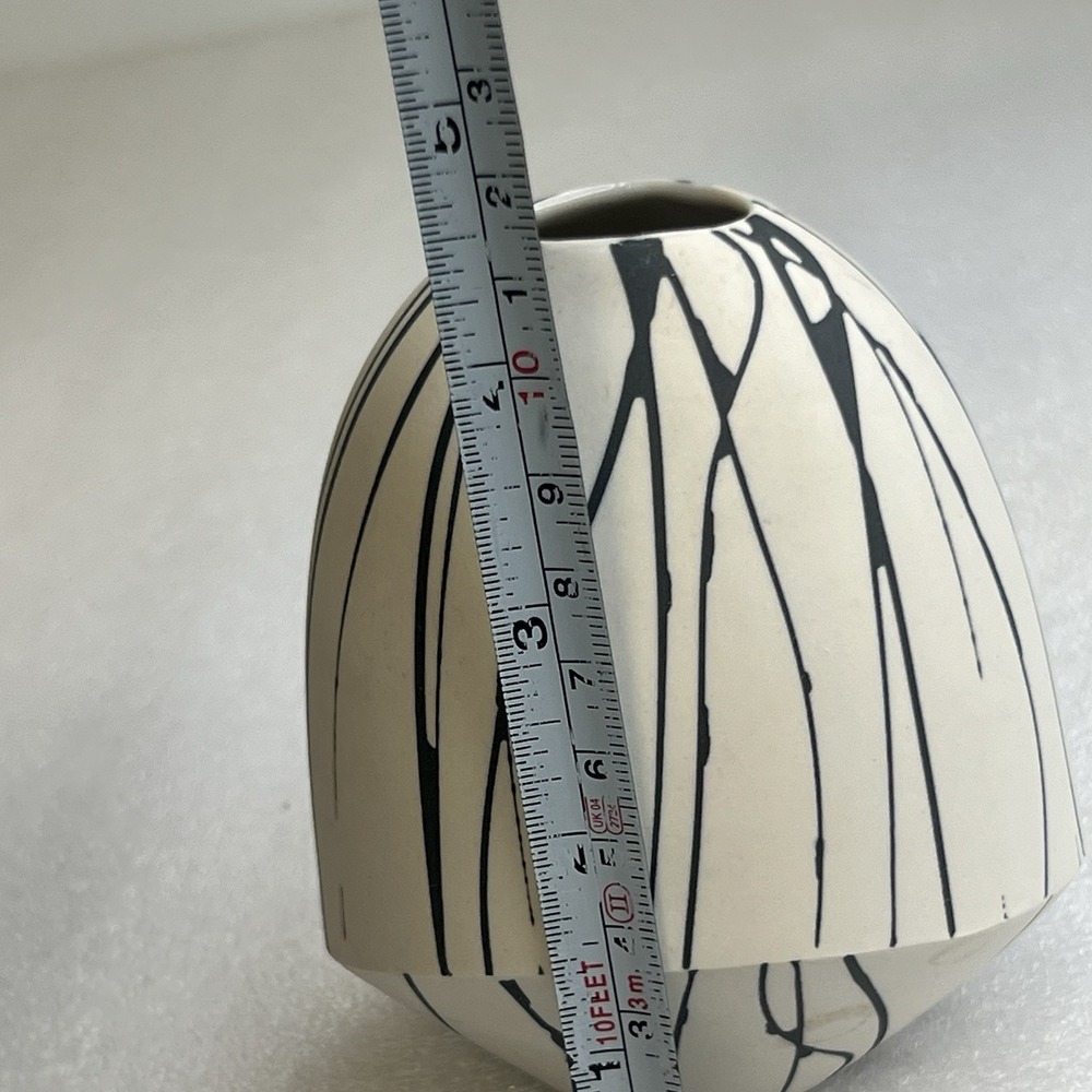 Paint Splatter Bud Vase By Bean‎ And Bailey Ceramics Anthropologie - Picture 10 of 12